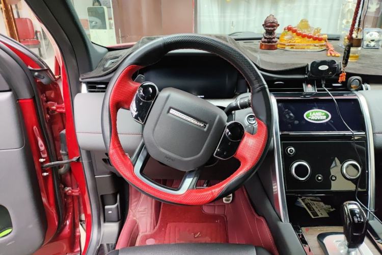 Used Land Rover Discovery Sport 2020 249 PS R-Dynamic Performance Tech Edition 5 Seats Steering Wheel