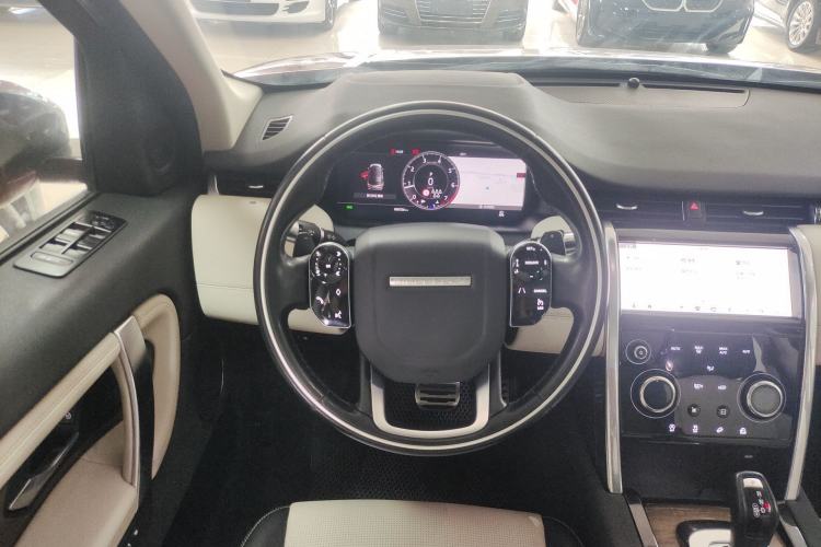 Used Land Rover Discovery Sport 2020 249 PS R-Dynamic Performance Tech Edition 7 Seats Steering Wheel