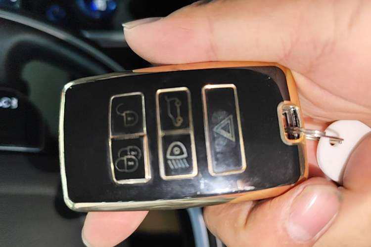 Used Land Rover Discovery Sport 2020 249 PS R-Dynamic Performance Edition Vehicle Key