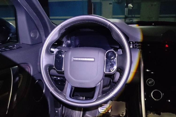 Used Land Rover Discovery Sport 2020 249 PS R-Dynamic Performance Tech Edition 7 Seats Steering Wheel