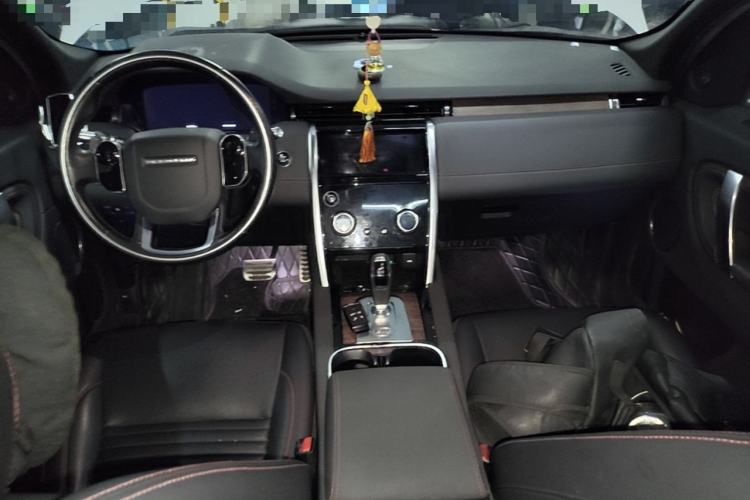 Used Land Rover Discovery Sport 2020 249 PS R-Dynamic Performance Edition Center Console