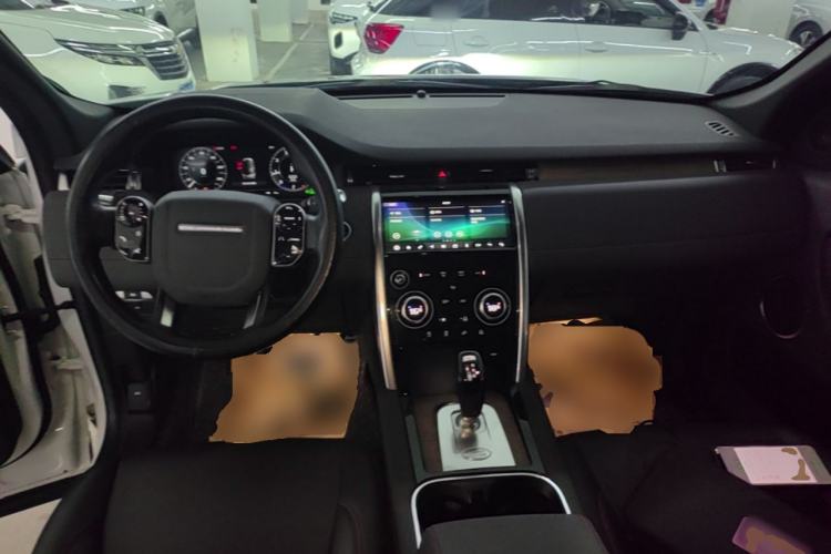 Used Land Rover Discovery Sport 2020 249 PS R-Dynamic Performance Tech Edition 7 Seats Center Console