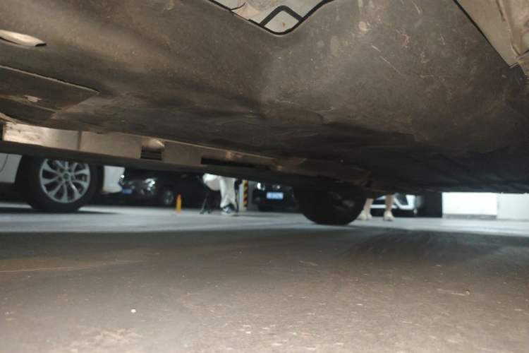 Used Land Rover Discovery Sport 2020 249 PS R-Dynamic Performance Edition Chassis Front Left