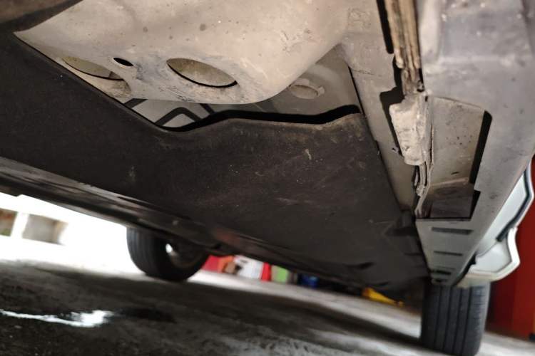 Used Land Rover Discovery Sport 2020 249 PS R-Dynamic Performance Edition Chassis Front Left