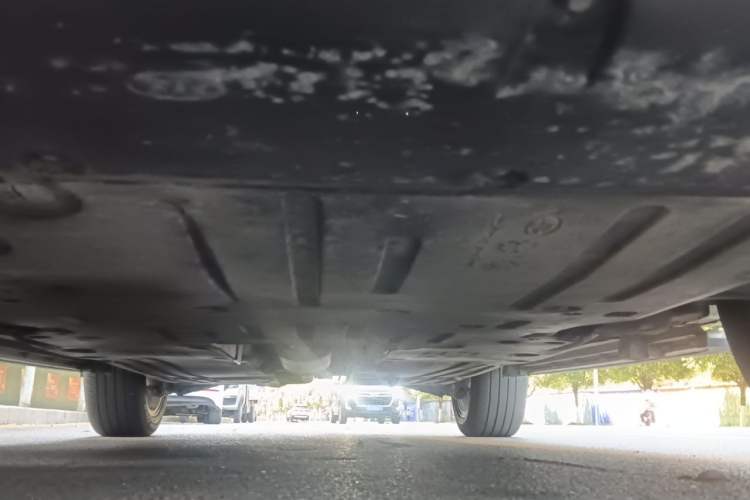 Used Land Rover Discovery Sport 2020 249 PS R-Dynamic Performance Edition Chassis Front