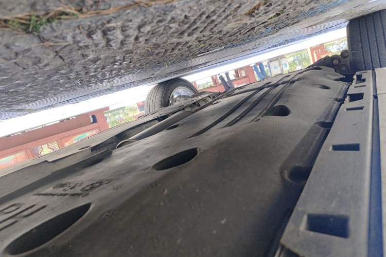 Used Land Rover Discovery Sport 2020 249 PS R-Dynamic Performance Edition Chassis Front Right
