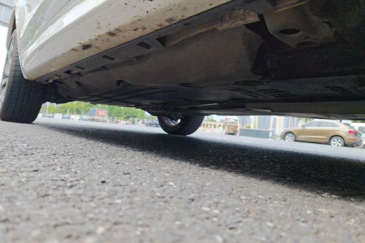 Used Land Rover Discovery Sport 2020 249 PS R-Dynamic Performance Edition Chassis Front Right