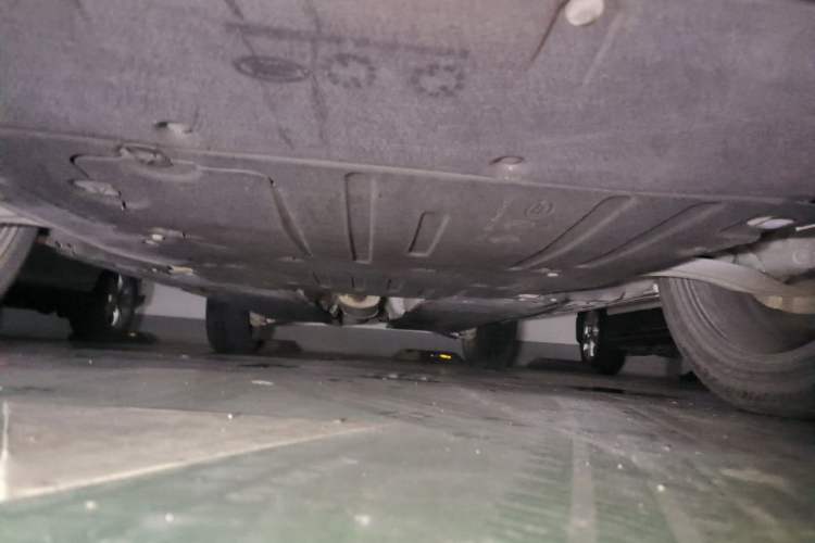 Used Land Rover Discovery Sport 2020 249 PS R-Dynamic Performance Edition Chassis Front
