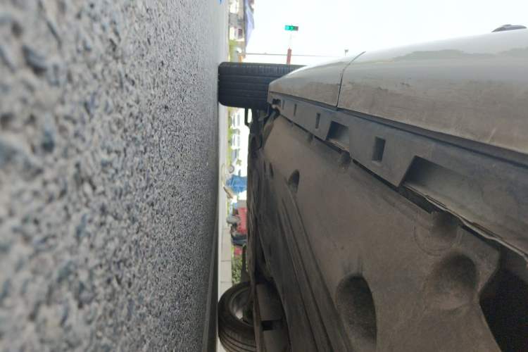 Used Land Rover Discovery Sport 2020 249 PS R-Dynamic Performance Edition Chassis Rear Left