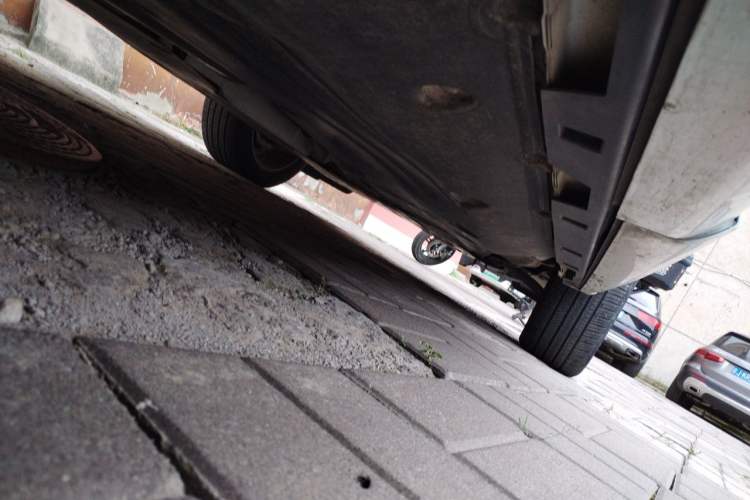 Used Land Rover Discovery Sport 2020 249 PS R-Dynamic Performance Edition Chassis Rear Right