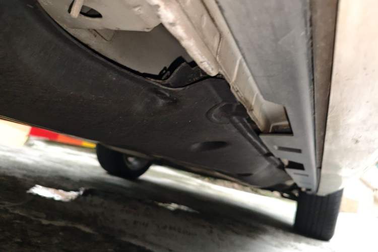 Used Land Rover Discovery Sport 2020 249 PS R-Dynamic Performance Edition Chassis Rear Right