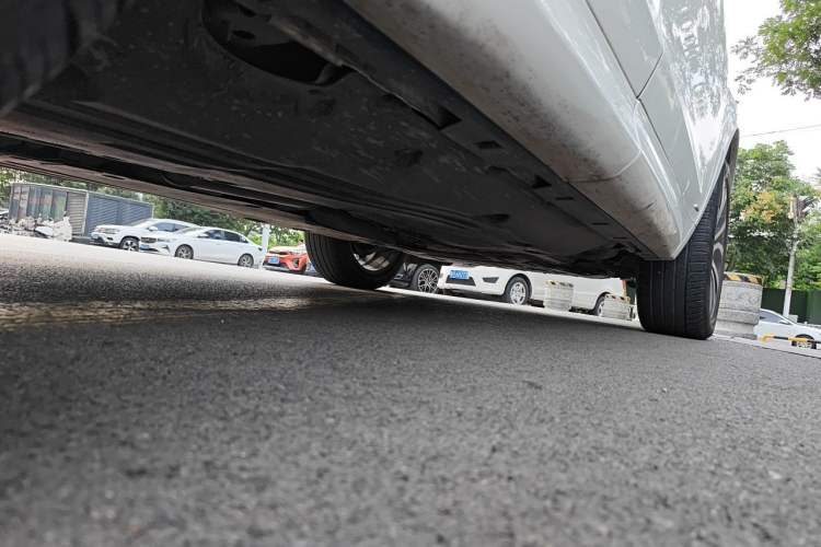 Used Land Rover Discovery Sport 2020 249 PS R-Dynamic Performance Edition Chassis Rear Right