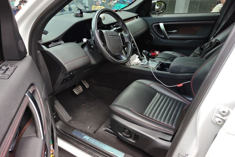 Used Land Rover Discovery Sport 2020 249 PS R-Dynamic Performance Tech Edition 5 Seats Driver Seat