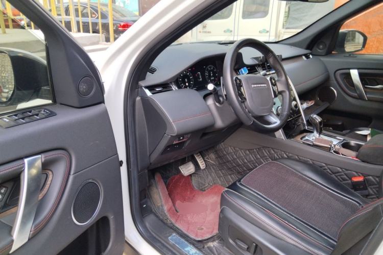 Used Land Rover Discovery Sport 2020 249 PS R-Dynamic Performance Edition Driver Seat