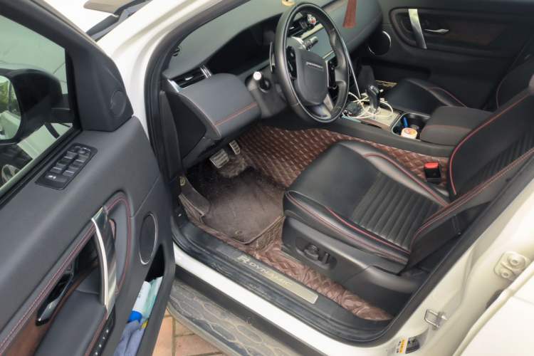 Used Land Rover Discovery Sport 2020 249 PS R-Dynamic Performance Tech Edition 7 Seats Driver Seat