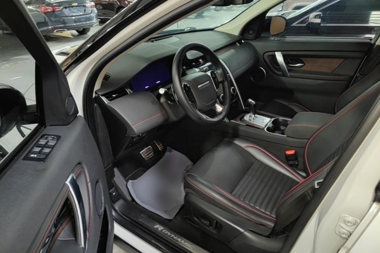 Used Land Rover Discovery Sport 2020 249 PS R-Dynamic Performance Edition Driver Seat
