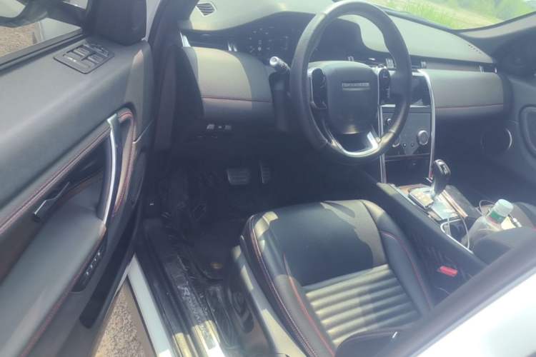 Used Land Rover Discovery Sport 2020 249 PS R-Dynamic Performance Tech Edition 5 Seats Driver Seat