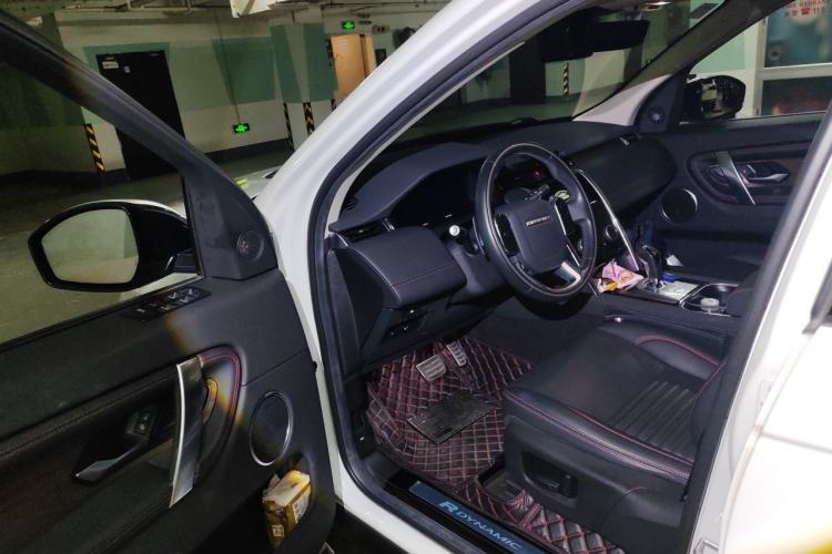 Used Land Rover Discovery Sport 2020 249 PS R-Dynamic Performance Edition Driver Seat