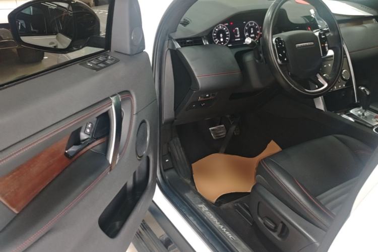 Used Land Rover Discovery Sport 2020 249 PS R-Dynamic Performance Edition Driver Seat