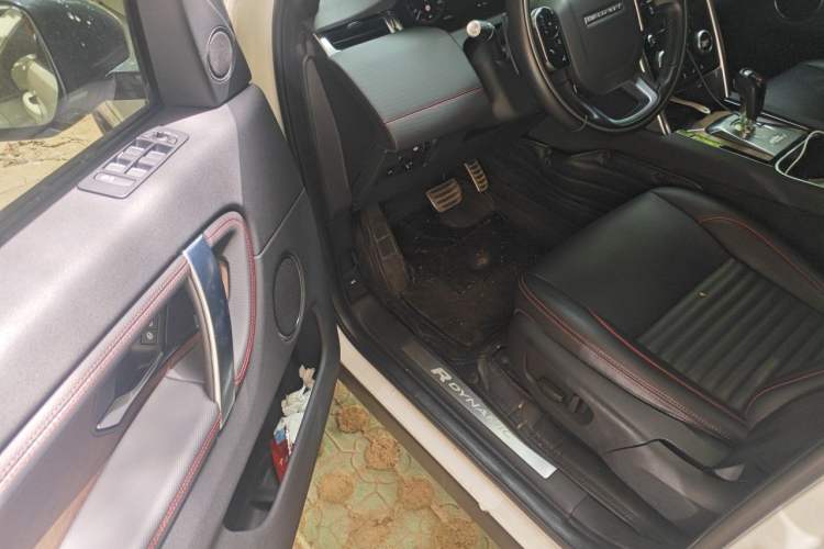 Used Land Rover Discovery Sport 2020 249 PS R-Dynamic Performance Edition Driver Seat