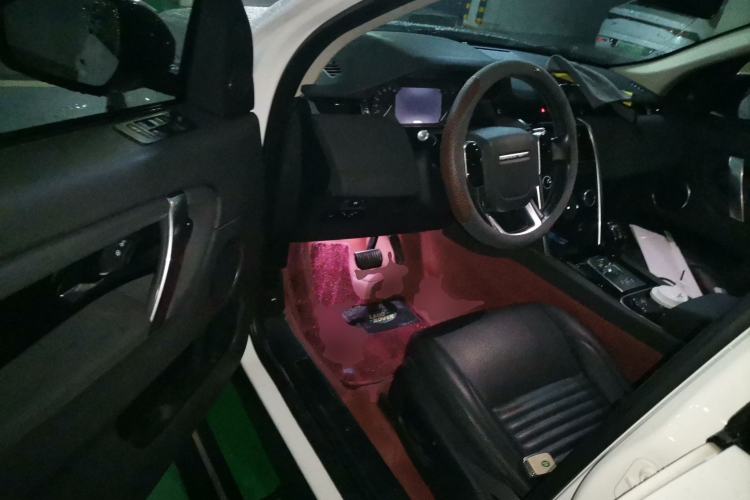 Used Land Rover Discovery Sport 2020 200 PS Family Edition Driver Seat