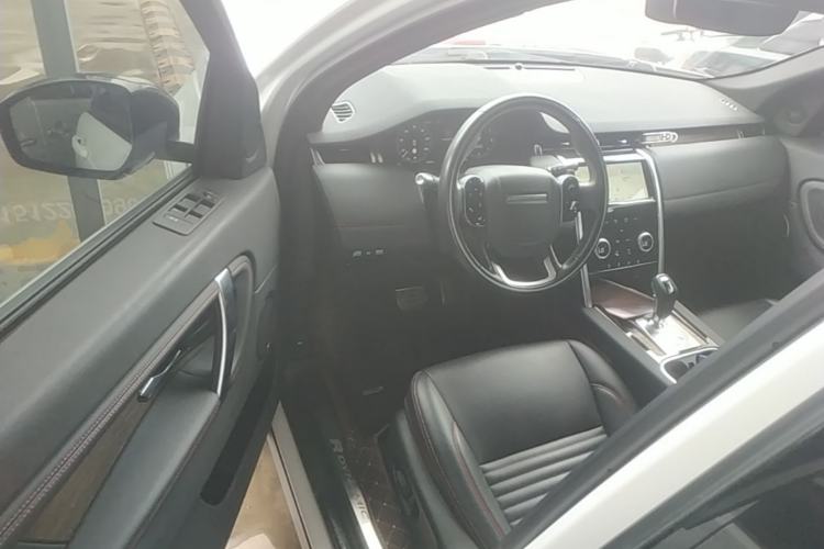 Used Land Rover Discovery Sport 2020 249 PS R-Dynamic Performance Edition Driver Seat