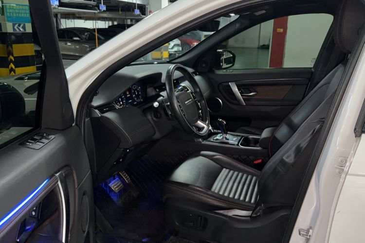 Used Land Rover Discovery Sport 2020 249 PS R-Dynamic Performance Edition Driver Seat