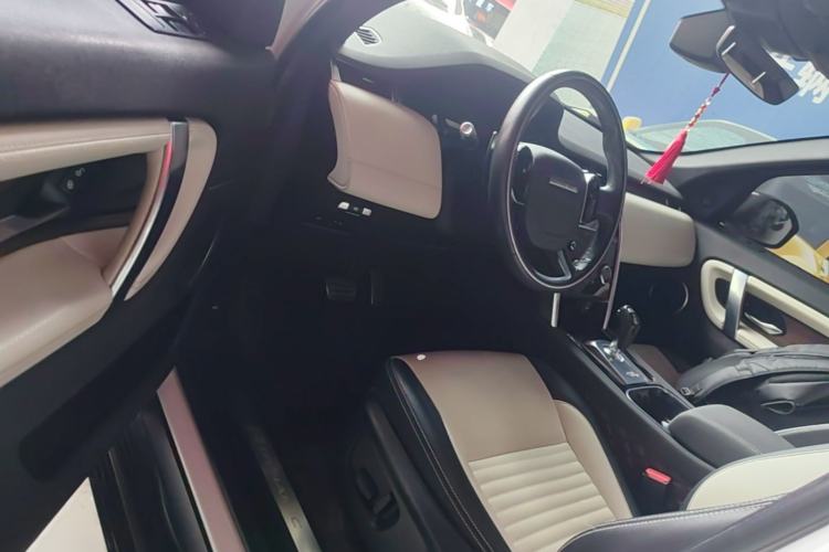 Used Land Rover Discovery Sport 2020 249 PS R-Dynamic Performance Edition Driver Seat
