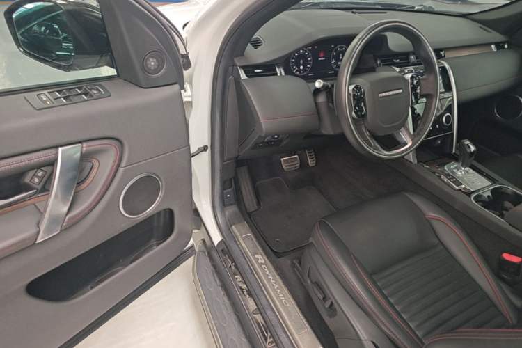 Used Land Rover Discovery Sport 2020 249 PS R-Dynamic Performance Edition Driver Seat