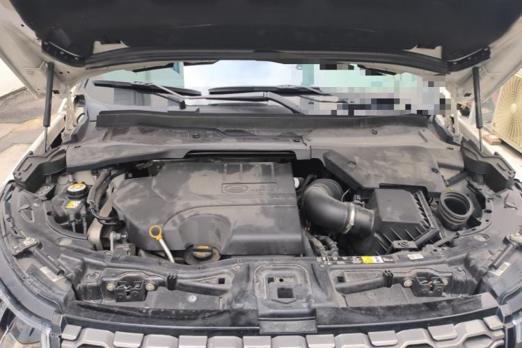 Used Land Rover Discovery Sport 2020 249 PS R-Dynamic Performance Edition Engine Bay