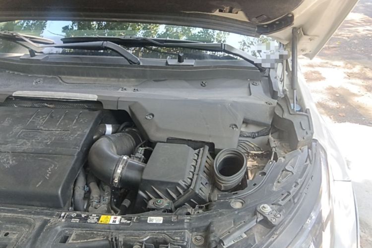 Used Land Rover Discovery Sport 2020 249 PS R-Dynamic Performance Edition Engine Bay Left