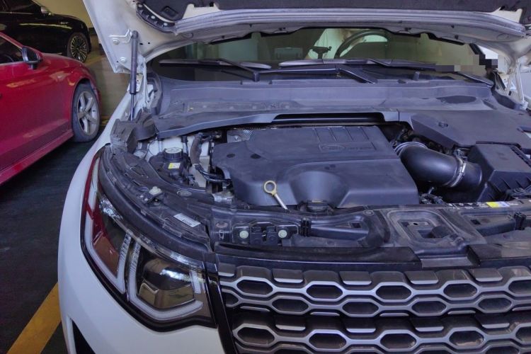 Used Land Rover Discovery Sport 2020 249 PS R-Dynamic Performance Tech Edition 5 Seats Engine Bay Right