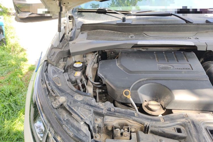 Used Land Rover Discovery Sport 2020 249 PS R-Dynamic Performance Edition Engine Bay Right