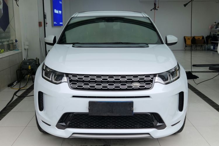 Used Land Rover Discovery Sport 2020 249 PS R-Dynamic Performance Edition Exterior 1