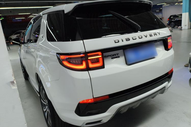 Used Land Rover Discovery Sport 2020 249 PS R-Dynamic Performance Tech Edition 7 Seats Exterior 2