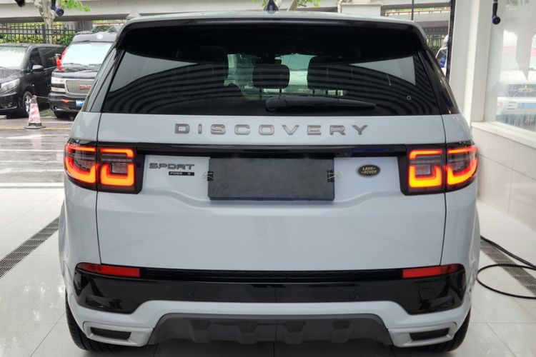 Used Land Rover Discovery Sport 2020 249 PS R-Dynamic Performance Edition Exterior 3