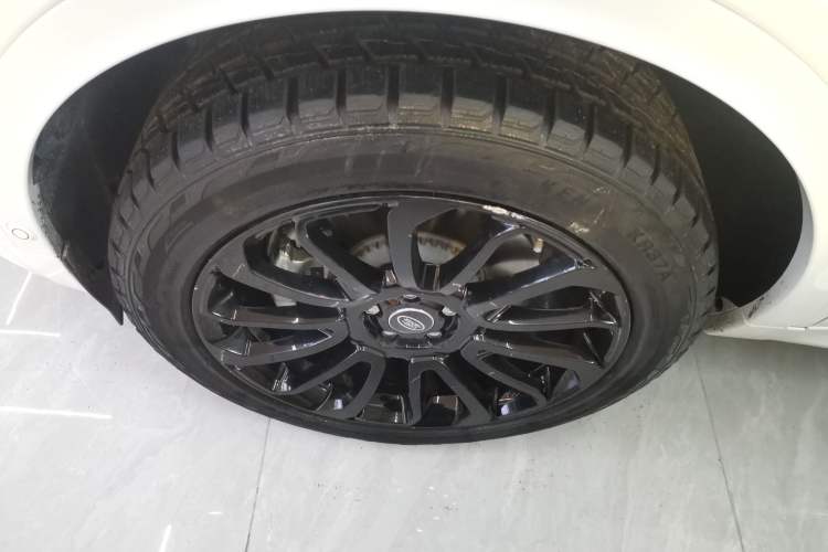 Used Land Rover Discovery Sport 2020 249 PS R-Dynamic Performance Tech Edition 7 Seats Exterior 3
