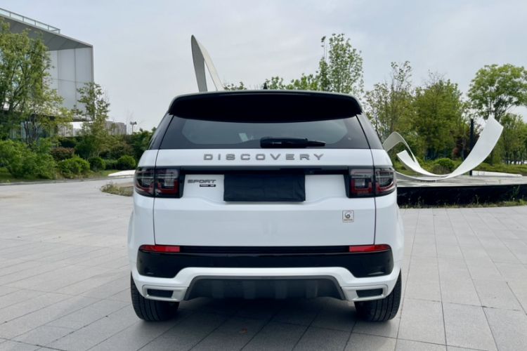 Used Land Rover Discovery Sport 2020 249 PS R-Dynamic Performance Tech Edition 7 Seats Exterior 4