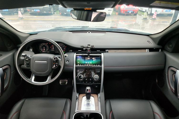 Used Land Rover Discovery Sport 2020 249 PS R-Dynamic Performance Edition Exterior 7