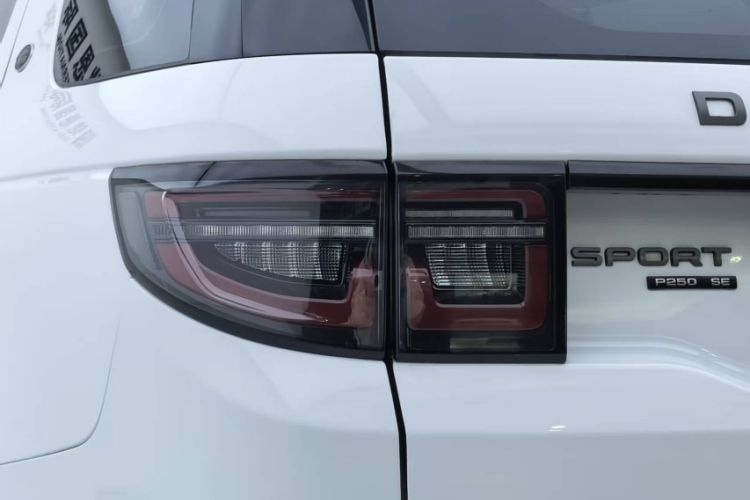 Used Land Rover Discovery Sport 2020 249 PS R-Dynamic Performance Tech Edition 5 Seats Exterior 9