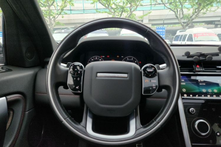 Used Land Rover Discovery Sport 2020 249 PS R-Dynamic Performance Edition Exterior 9