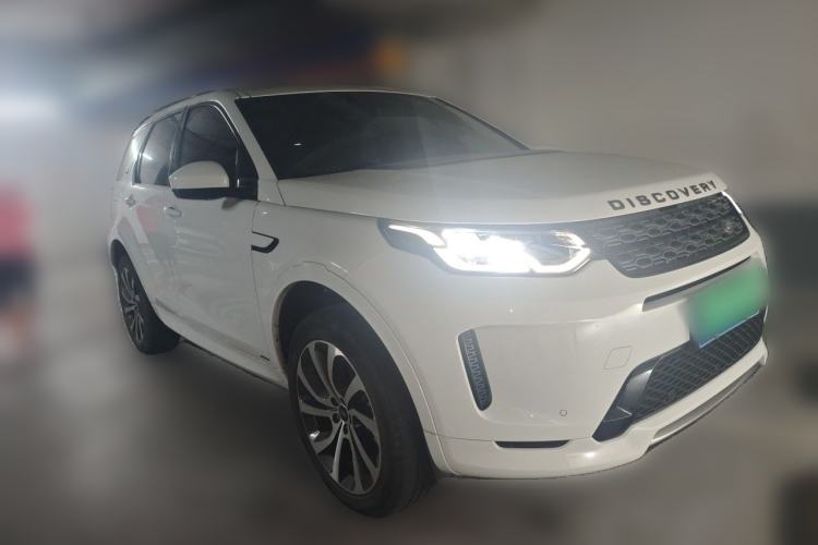 Used Land Rover Discovery Sport 2020 249 PS R-Dynamic Performance Edition Front Right 45 Deg