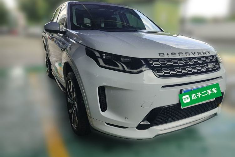 Used Land Rover Discovery Sport 2020 249 PS R-Dynamic Performance Edition Front Right 45 Deg