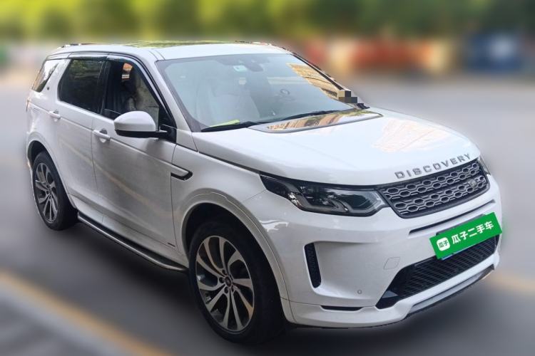 Used Land Rover Discovery Sport 2020 249 PS R-Dynamic Performance Edition Front Right 45 Deg