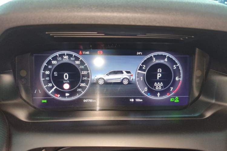 Used Land Rover Discovery Sport 2020 249 PS R-Dynamic Performance Tech Edition 7 Seats Instrument Cluster