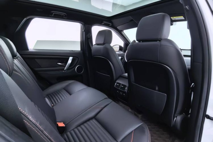 Used Land Rover Discovery Sport 2020 249 PS R-Dynamic Performance Tech Edition 5 Seats Interior 10