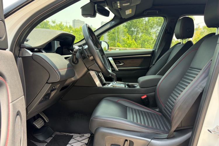 Used Land Rover Discovery Sport 2020 249 PS R-Dynamic Performance Edition Interior 2