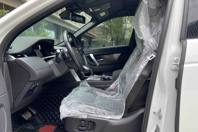 Used Land Rover Discovery Sport 2020 249 PS R-Dynamic Performance Tech Edition 5 Seats Interior 2
