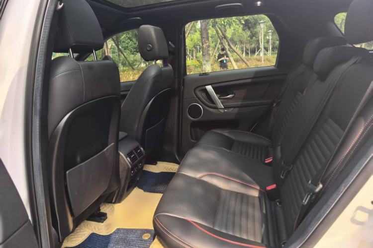 Used Land Rover Discovery Sport 2020 249 PS R-Dynamic Performance Edition Interior 2