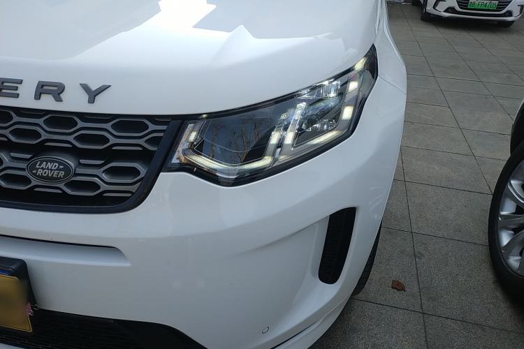 Used Land Rover Discovery Sport 2020 249 PS R-Dynamic Performance Edition Left Front Headlight